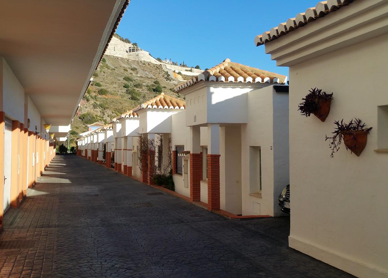 Lovely House With Views In Marina Del Este Almunecar Exterior photo